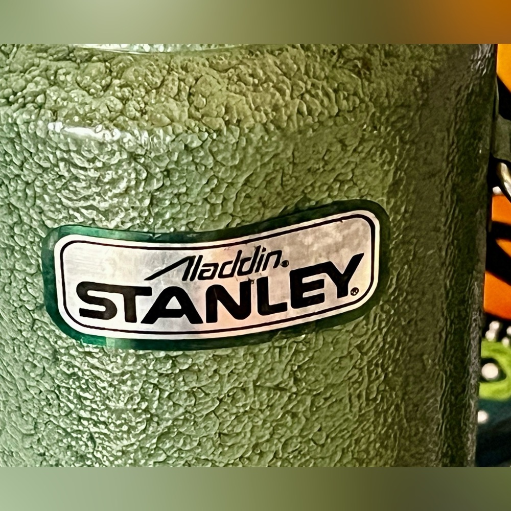 Vintage Original Stanley Aladdin Green Quart Thermos - Picture 2 of 11